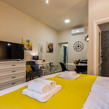 Angie Central Rooms Zára Szoba fotó