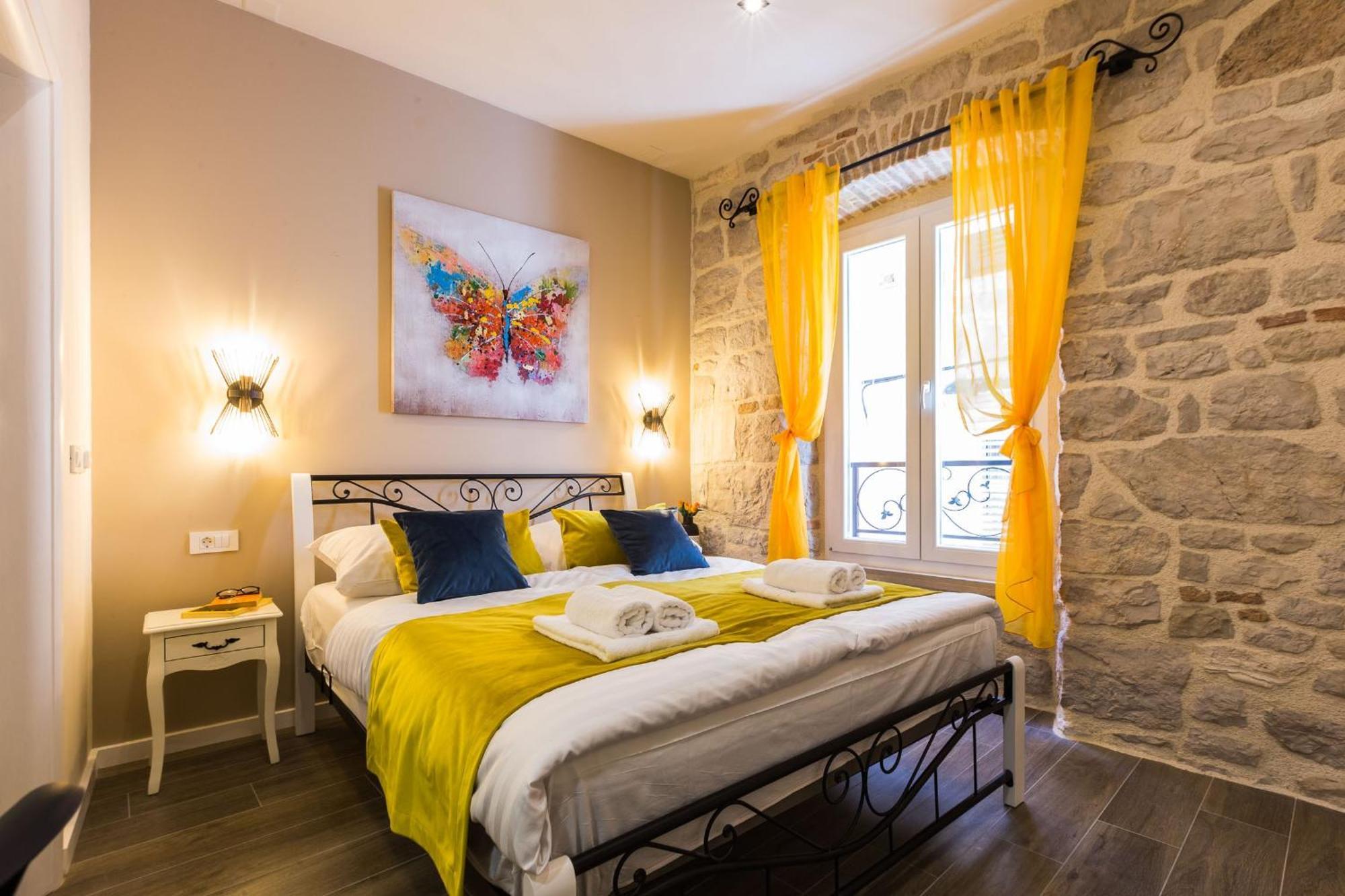 Angie Central Rooms Zára Szoba fotó